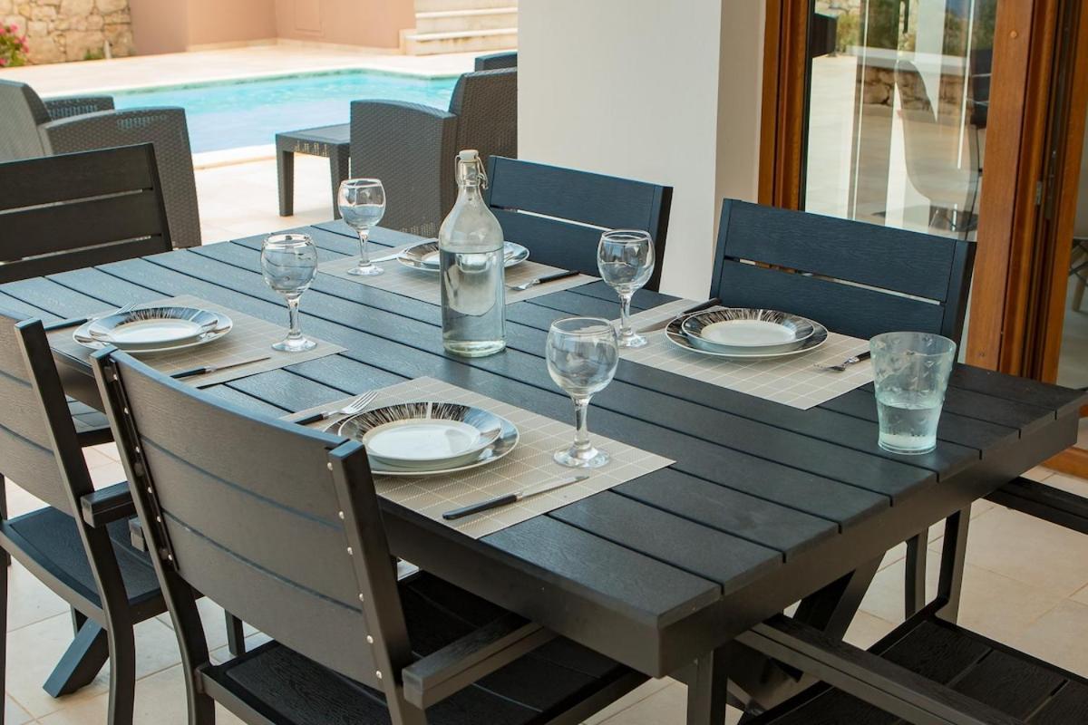 Karena Seaview Villa Gerani Chanion Dış mekan fotoğraf